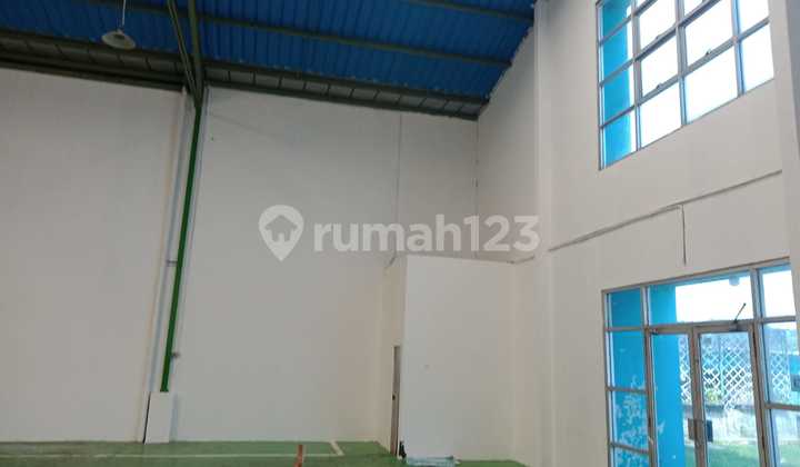 Warehouse for Rent, Ready to Occupy, Price IDR 300 Million Negotiable