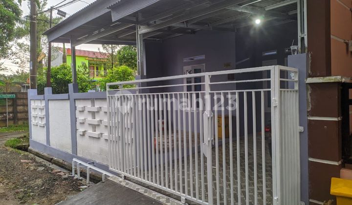 For Quick Sale: Comfortable, Strategic Hook House