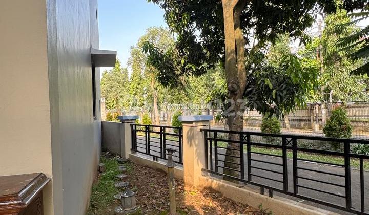 Dijual Rumah Dua Lantai Siap Huni Strategis 2