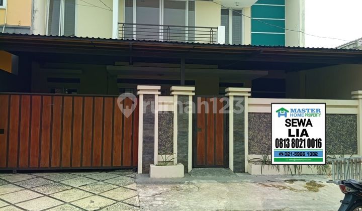For Rent: Two-Story House with 4 Rooms, Suitable for Business 1