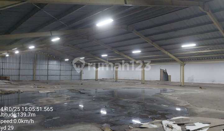 For Rent: 2-Story Factory/Warehouse Near Highway