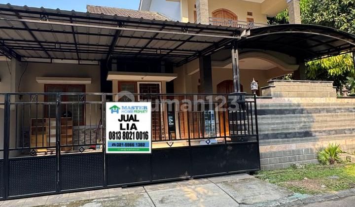 Dijual Rumah Dua Lantai Siap Huni Strategis