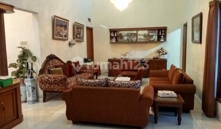 Jual Rumah Bagus Siap Huni Semi Furnish SHM Bandung Kota Murah