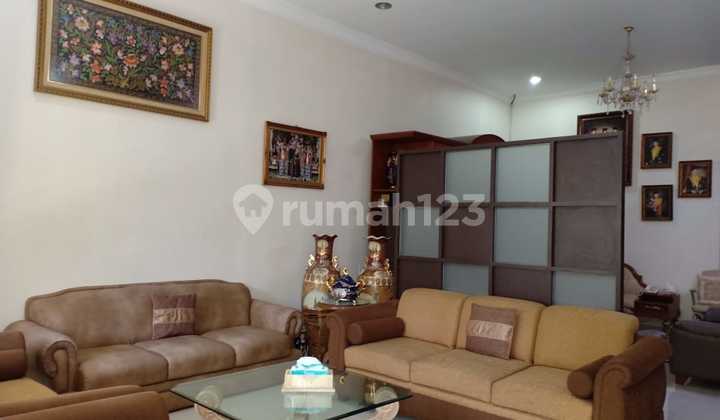 Rumah Mewah Lux Kokoh Hommy di Turangga Bandung Belakang Hotel Horison dekat Griya Buah Batu