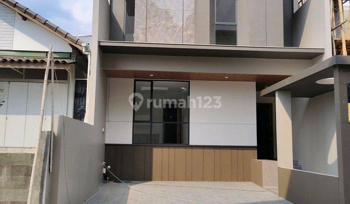 Rumah Mewah 2 Lantai Desain Modern Di Setra Duta Bandung Utara 1