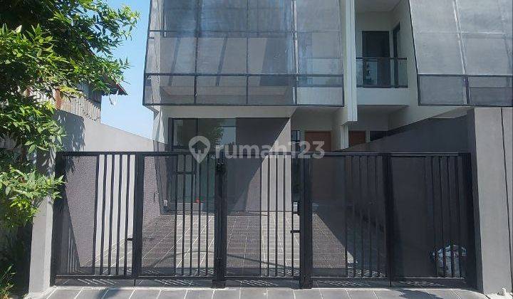 Rumah Modern Minimalis Mewah Di Setra Duta Bandung Utara Onegate 1