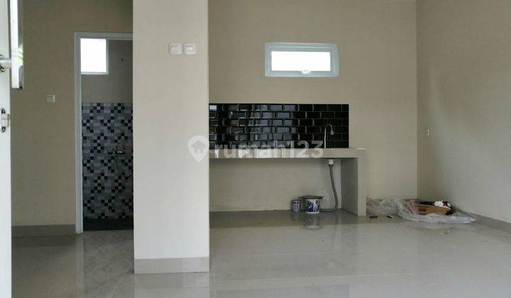 Rumah 2 Lantai Siap Huni Cihanjuang Cisintok Dkt Kantor Metrologi 6