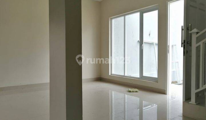 Rumah 2 Lantai Siap Huni Cihanjuang Cisintok Dkt Kantor Metrologi 13