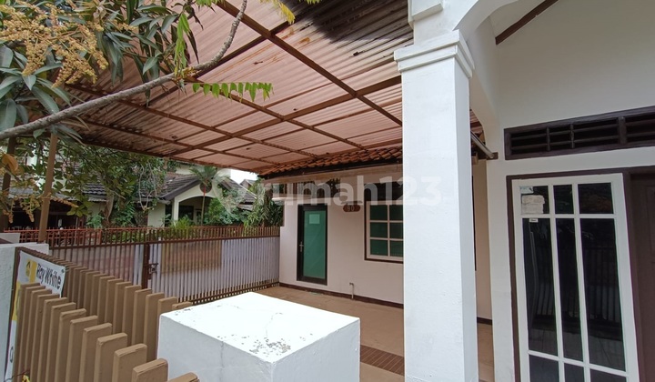 Rumah Hook 2 Lantai Dalam Komplek di Arcamanik Endah Dekat Griya 1