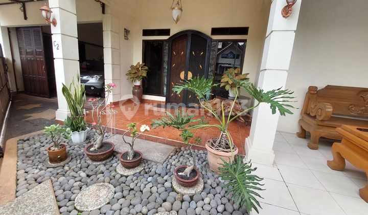Rumah Asri Terawat Dikomplek Antapani Bandung Timur