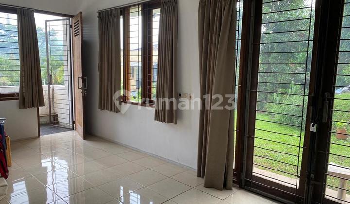 Rumah Dengan Tanah Luas Di Cigadung Hanya Hitung Tanah Saja