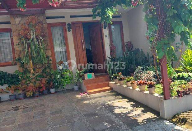 Rumah Terawat Hampir Full Furnished Cluster Eksklusif Di Cigadung 2