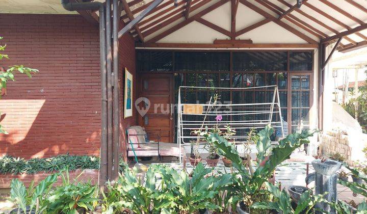 Rumah Halaman Luas Jalan Bojong Koneng 13 Menit Gedung Sate 1