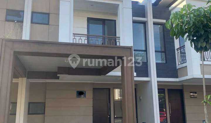 New House at Podomoro Park Buah Batu - Luxury & Strategic Living!