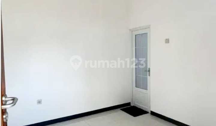 2-Story House Near Sukarno Hatta Cinambo Office Area
