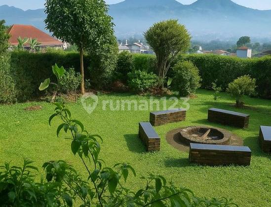 Villa Bangunan Belanda View Pegunungan - Maribaya Lembang Villa Bangunan Belanda View Pegunungan - Maribaya Lembang