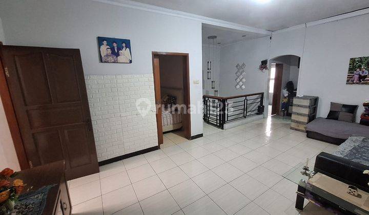 Rumah 2 Lantai Bagus SHM Di Komplek Margahayu Kencana Bandung 2