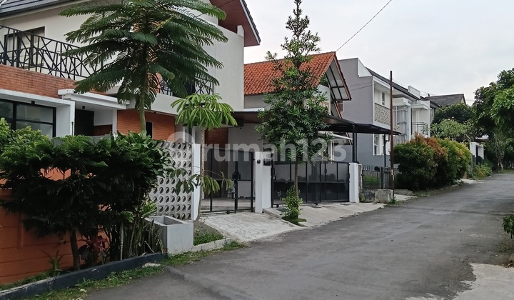 Rumah Bagus Di Cihanjuang Dekat Sariwangi Kota Cimahi