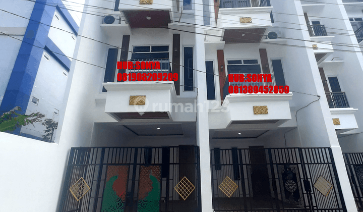 Rumah Baru. Taman Ratu. 3 Lantai. 4x16. Jalan 2 Mobil. Siap Huni  1