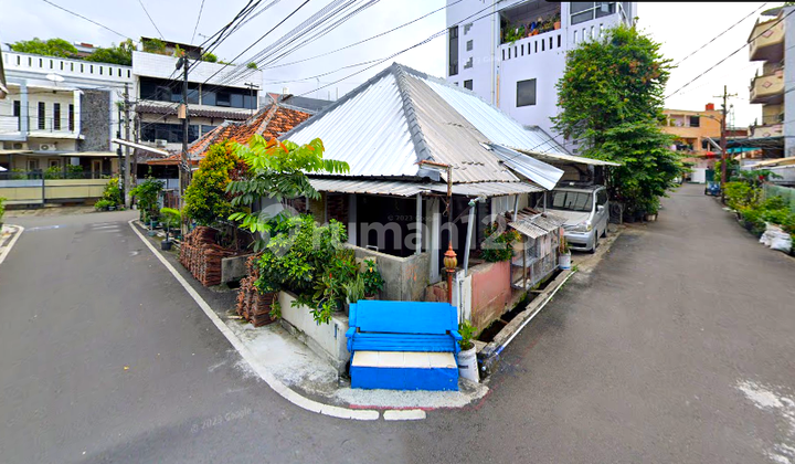 Rumah Tua Cideng. 7.5x13. Jalan 2 Mobil 2
