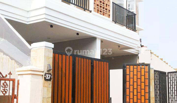 Rumah 3.lantai.tomang. 5x15. Dekat Bank Bca.rp.2.5.m.an 2
