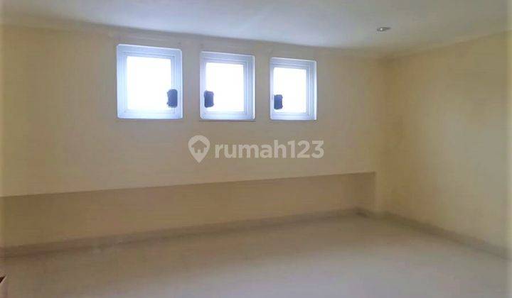 Rumah 3.lantai.tomang. 5x15. Dekat Bank Bca.rp.2.5.m.an 15