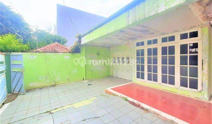 Rumah Tua Tomang. 12x25. Jalan 2 Mobil 1