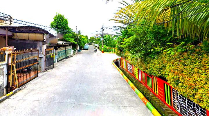 Rumah Tua Cengkareng Daan Mogot. 10x20. Jalan 3 Mobil 2