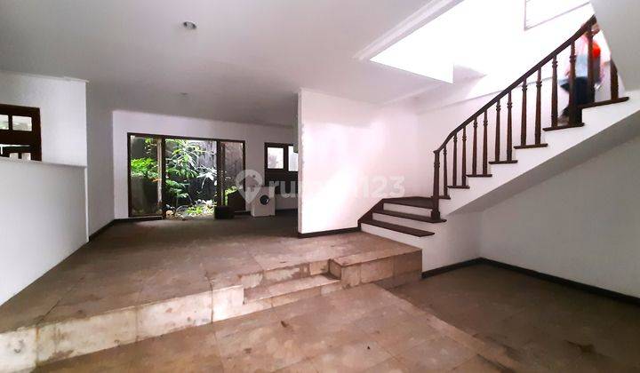 Rumah Tanjung Duren 2 Lantai. 13x25. Jalan 3 Mobil. 2