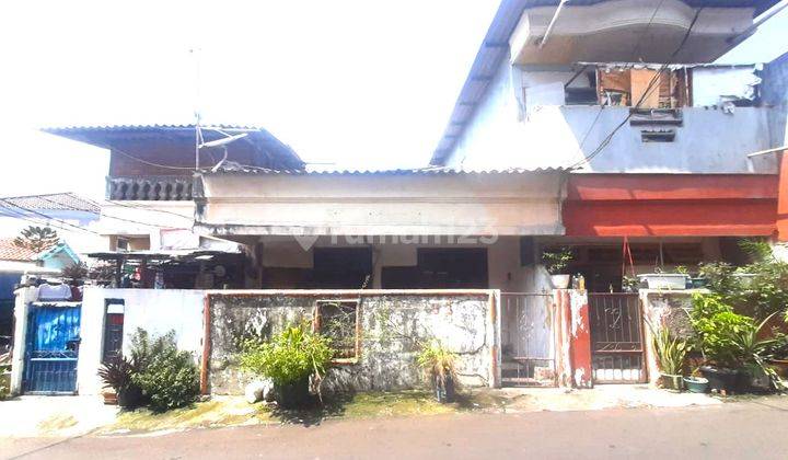 Rumah Tua Hook Tomang 2 Lantai. 13x16. Jalan 2 Mobil 1