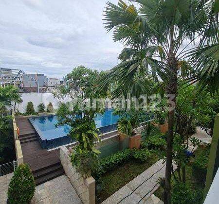 Rumah Tomang. Townhouse De Oaze. 3 Lantai. 6x15. View Koi Garden 1