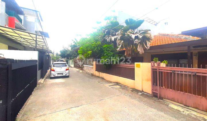 Rumah Tua Tomang. 10x17. Jalan 2 Mobil. 2