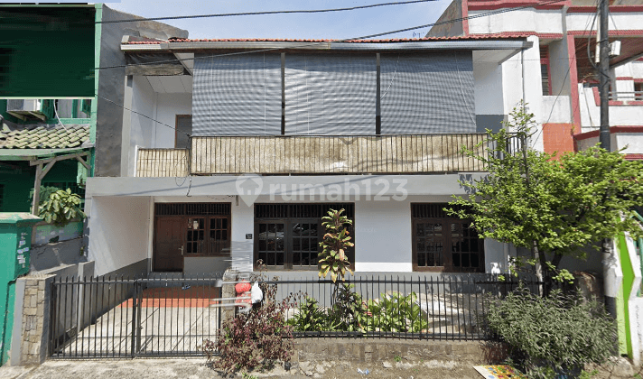 Rumah Tomang. 2 Lantai. 9x13. Jalan Raya 2 Mobil. 1