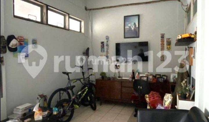 Rumah Tomang. 2 Lantai. 6x15. Jalan 2 Mobil. Siap Huni 2