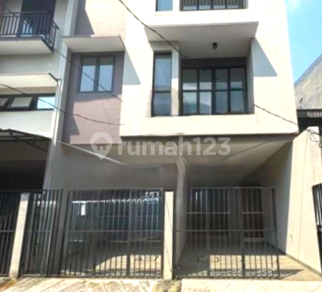 Rumah Tomang. 3 Lantai. 4x11. Jalan 2 Mobil. Siap Huni Rumah Tomang. 3 Lantai. 4x11. Jalan 2 Mobil. Siap Huni