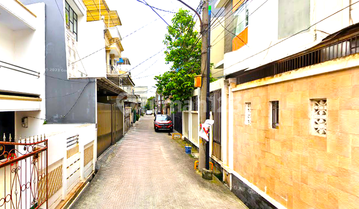 Rumah Green Vile. 3 Lantai. 8x15. Full Design Interior. Siap Huni 2