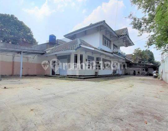 Citra Garden Hook House. 2 Floors..25x15. 4-Car Driveway