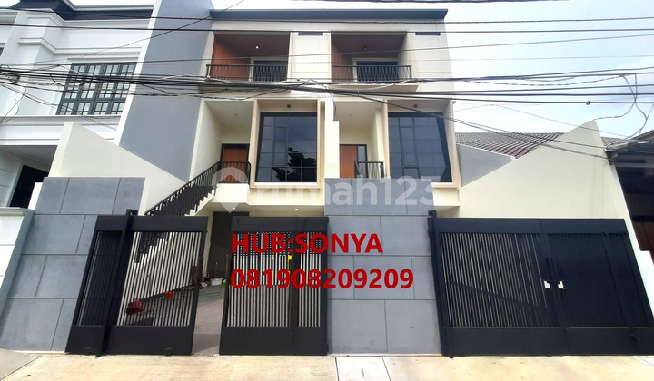Rumah Lux Baru. Tomang. 3 Lantai. 5x18. Jalan 2 Mobil. Siap Huni
