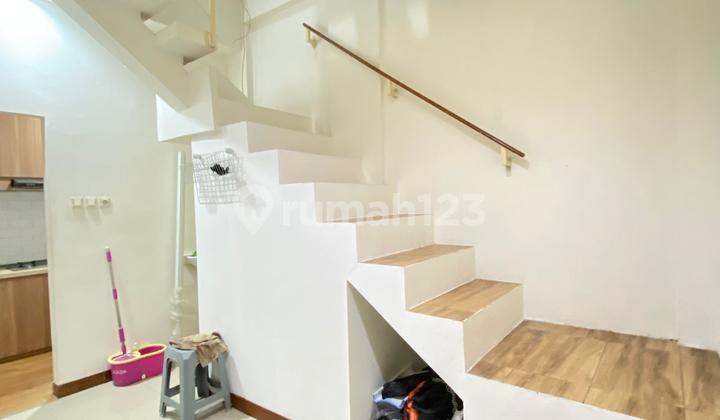 Rumah Cluster Taman Ratu. 3 Lantai. 3.5x12. Jalan 2 Mobil. Semi Furnish. Siap Huni Rumah Cluster Taman Ratu. 3 Lantai. 3.5x12. Jalan 2 Mobil. Semi Furnish. Siap Huni
