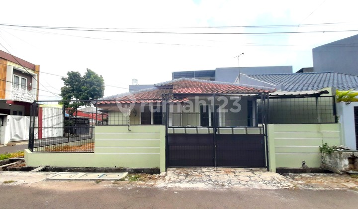 Rumah Tua Citra Garden. 12x15. Jalan Lebar 3 Mobil 2