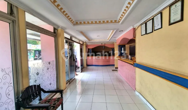 One Star Hotel. Kramat Senen. 3 Floors. 110 Rooms. 30x41. Fully Furnished.