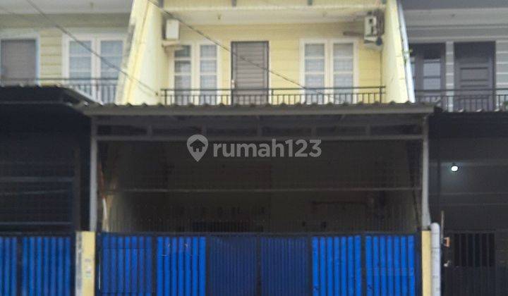 Rumah Taman Ratu Duri. 3 Lantai. 5.5x20. Jalan Lebar 3 Mobil. Siap Huni 2