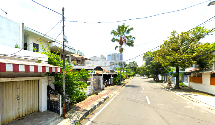 Rumah Tua. Tanjung Duren. 11X20. Jalan Lebar 3 Mobil