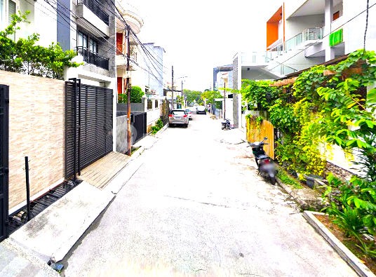 Rumah Tua Green Vile. 6x18. Jalan 2 Mobil. 2