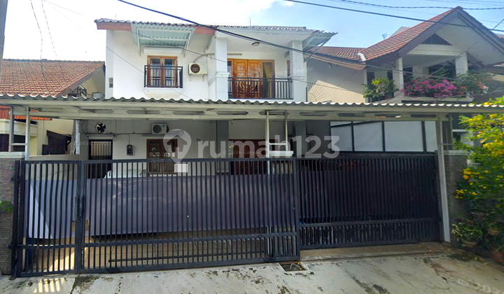 Jasmine House. 2 Floors. 10x20. 2-Car Driveway. Move-in Ready.