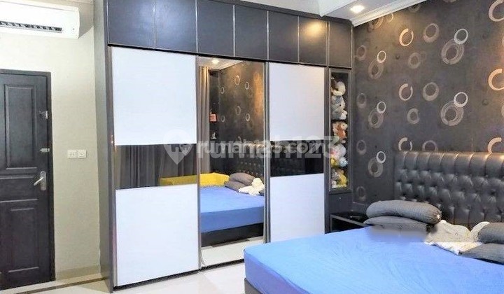 Rumah Tomang. 2.5 Lantai. 5X15. Jalan 2 Mobil. Siap Huni Rumah Tomang. 2.5 Lantai. 5X15. Jalan 2 Mobil. Siap Huni