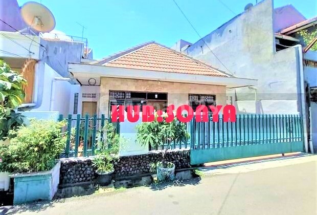 Rumah Tua Cideng. 9x15. Jalan 2 Mobil 1