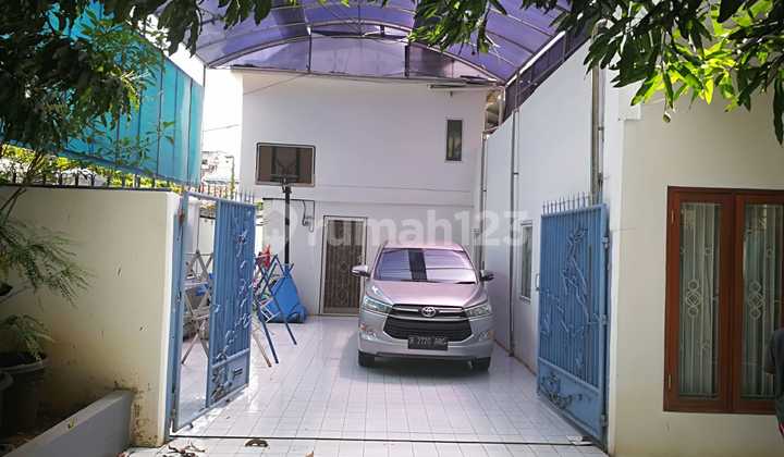 Rumah Hook. Tanjung Duren. 15x25. Jalan Raya 2 Mobil. Siap Huni Rumah Hook. Tanjung Duren. 15x25. Jalan Raya 2 Mobil. Siap Huni