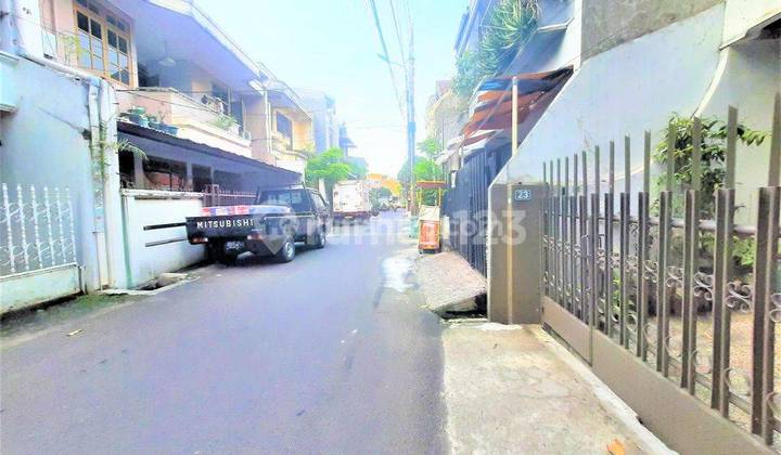 Tomang House. 2 Floors. 8x14. 2-Car Road. Ready to Occupy. 2