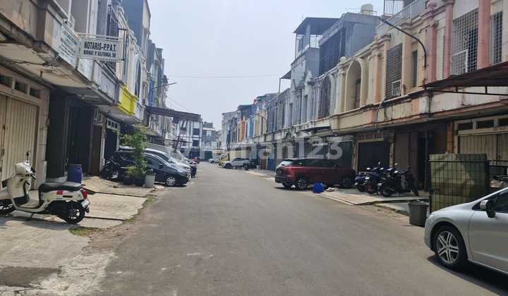 Ruko Taman Palem. 3 Lantai. 4X14. Jalan Lebar 3 Mobil. Siap Huni 2